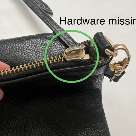 Tory Burch leather fold over crossbody. - Picture 5 of 12